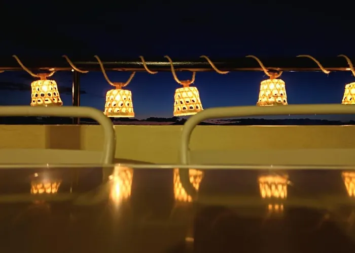 Spacious 3-bedroom Apartment, Ac, Priv Parking, Heated Pool & Ocean View In Castle Harbour, Arona Лос Кристианос