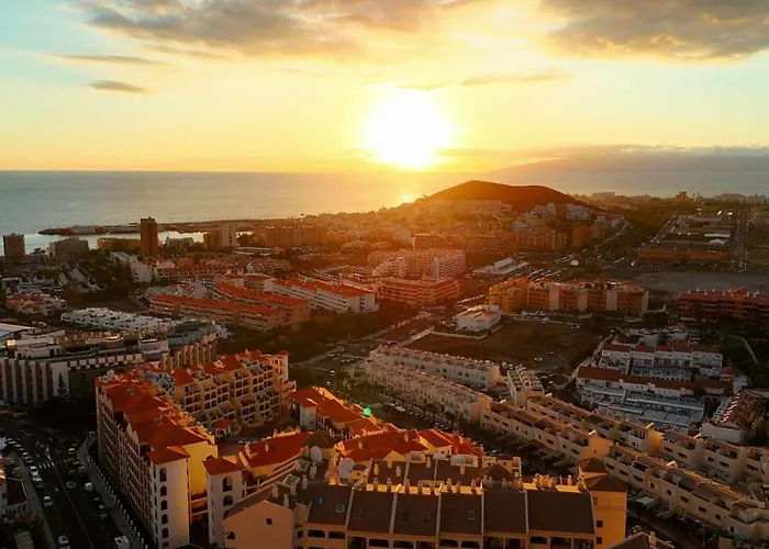 Spacious 3-bedroom Apartment, Ac, Priv Parking, Heated Pool & Ocean View In Castle Harbour, Arona * Лос Кристианос